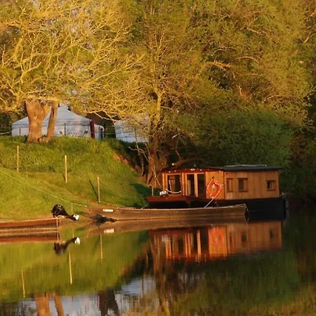 D'hotes Au Bout De L'ile - La Toue Sabliere